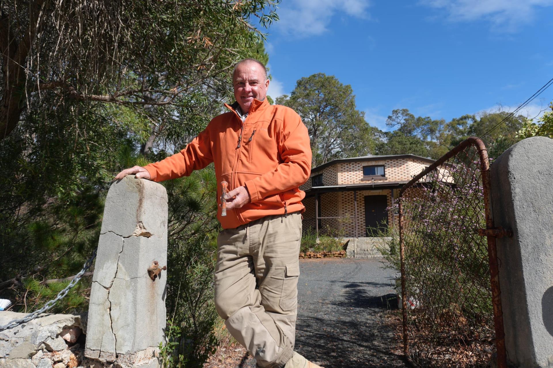 Restoring a piece of Glen Forrest’s story: Heritage wall works underway at Octagonal Hall