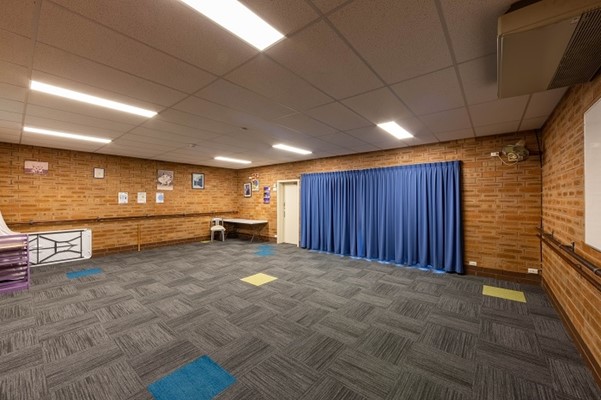Brown Park Recreation Centre - Brown Park committee room