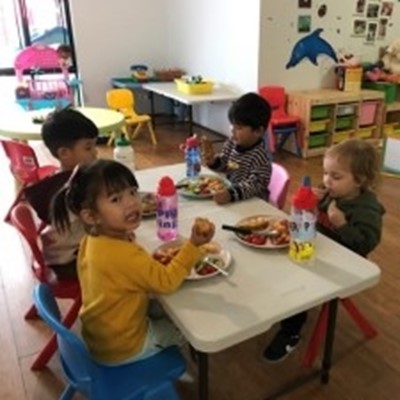 Yonglong's Family Day Care - Meal time