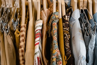 Secondhand Clothing Market