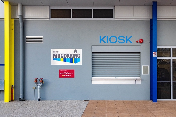 Image Gallery - outdoor access to kiosk